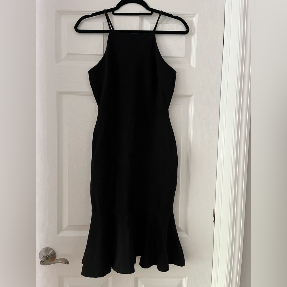 Elegant Black Sleeveless Dress